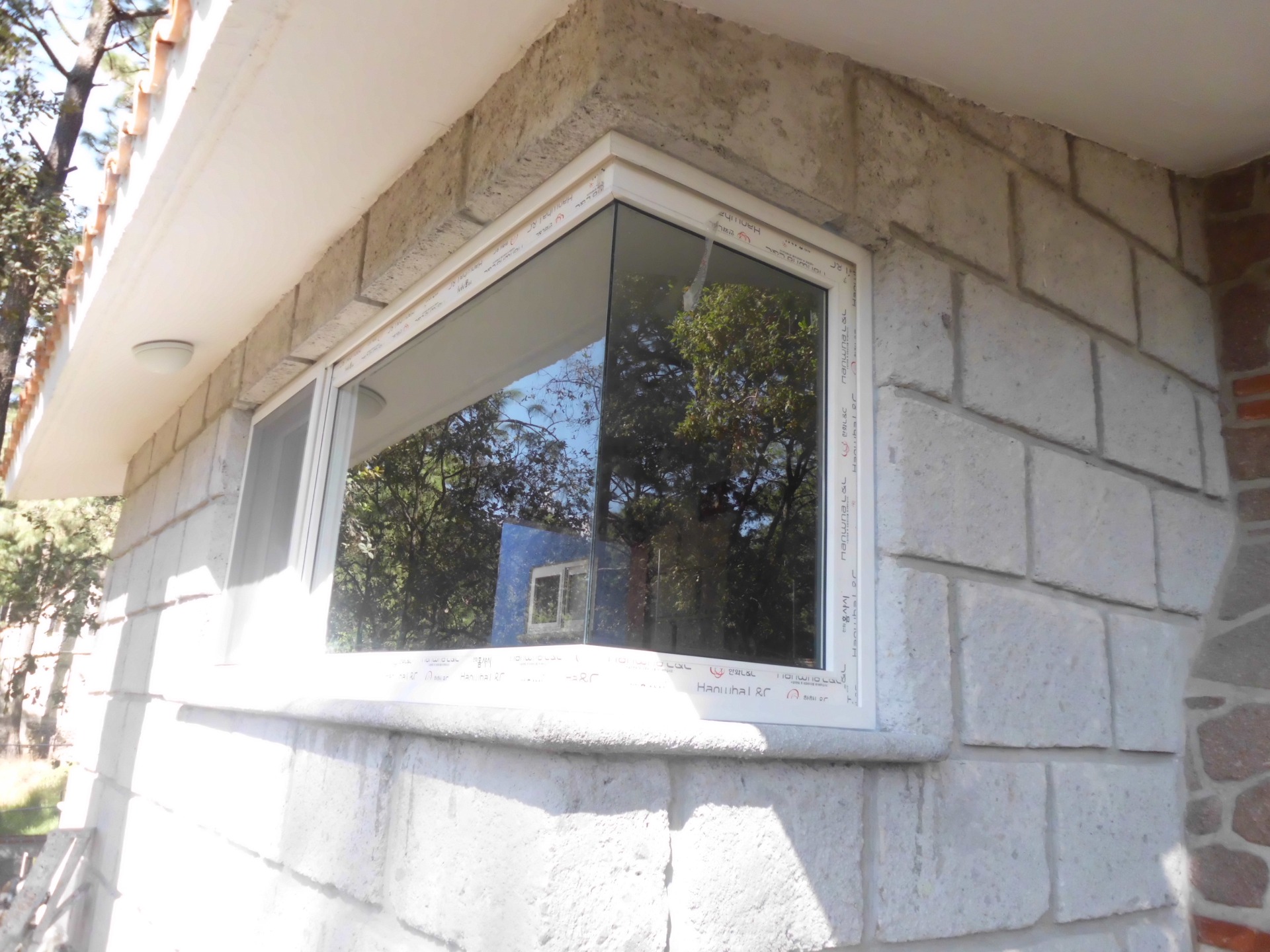 VENTANAS DE PVC CON CRISTAL SENCILLO O DOBLE